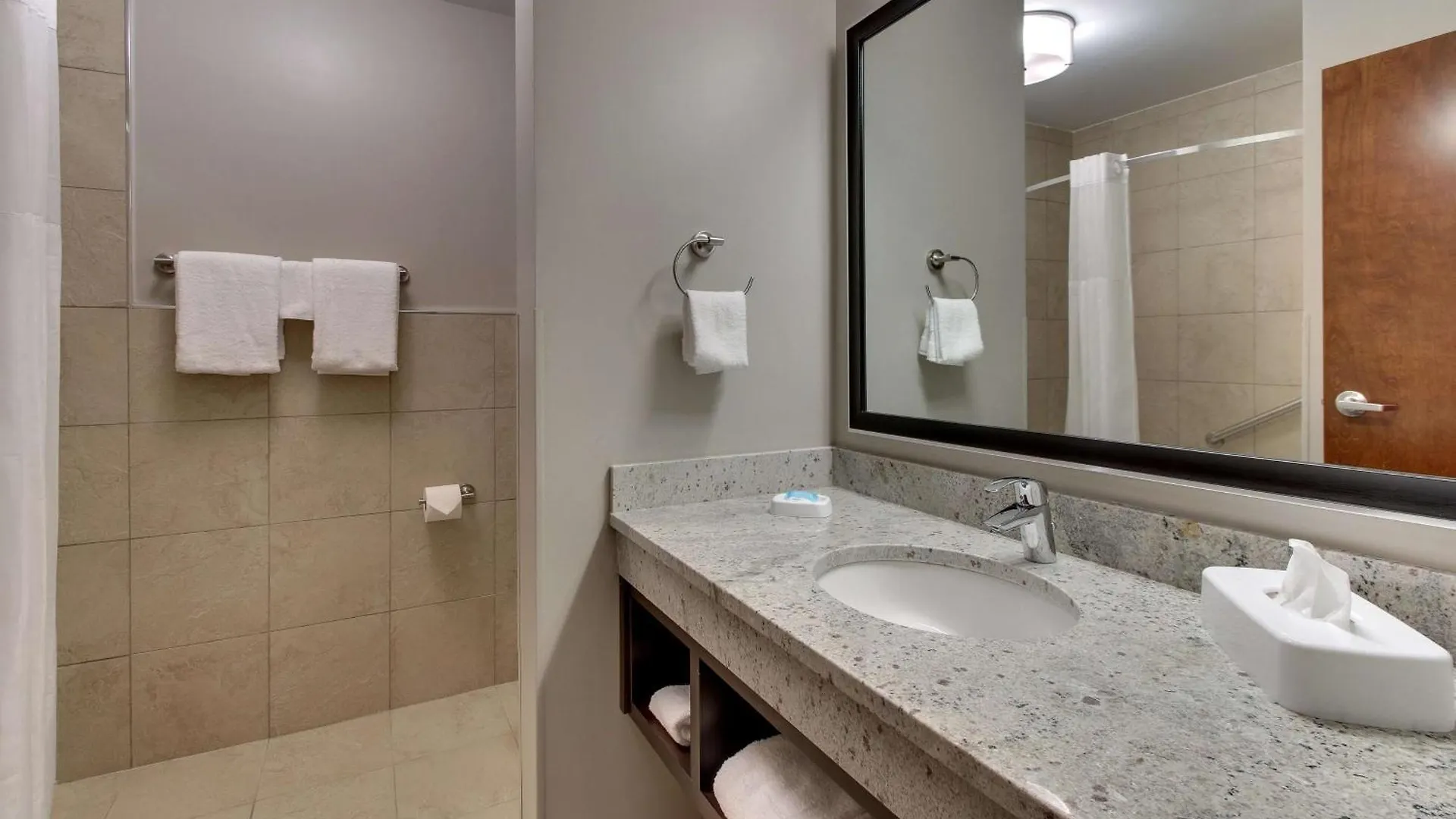 Drury Inn & Suites Columbus Polaris