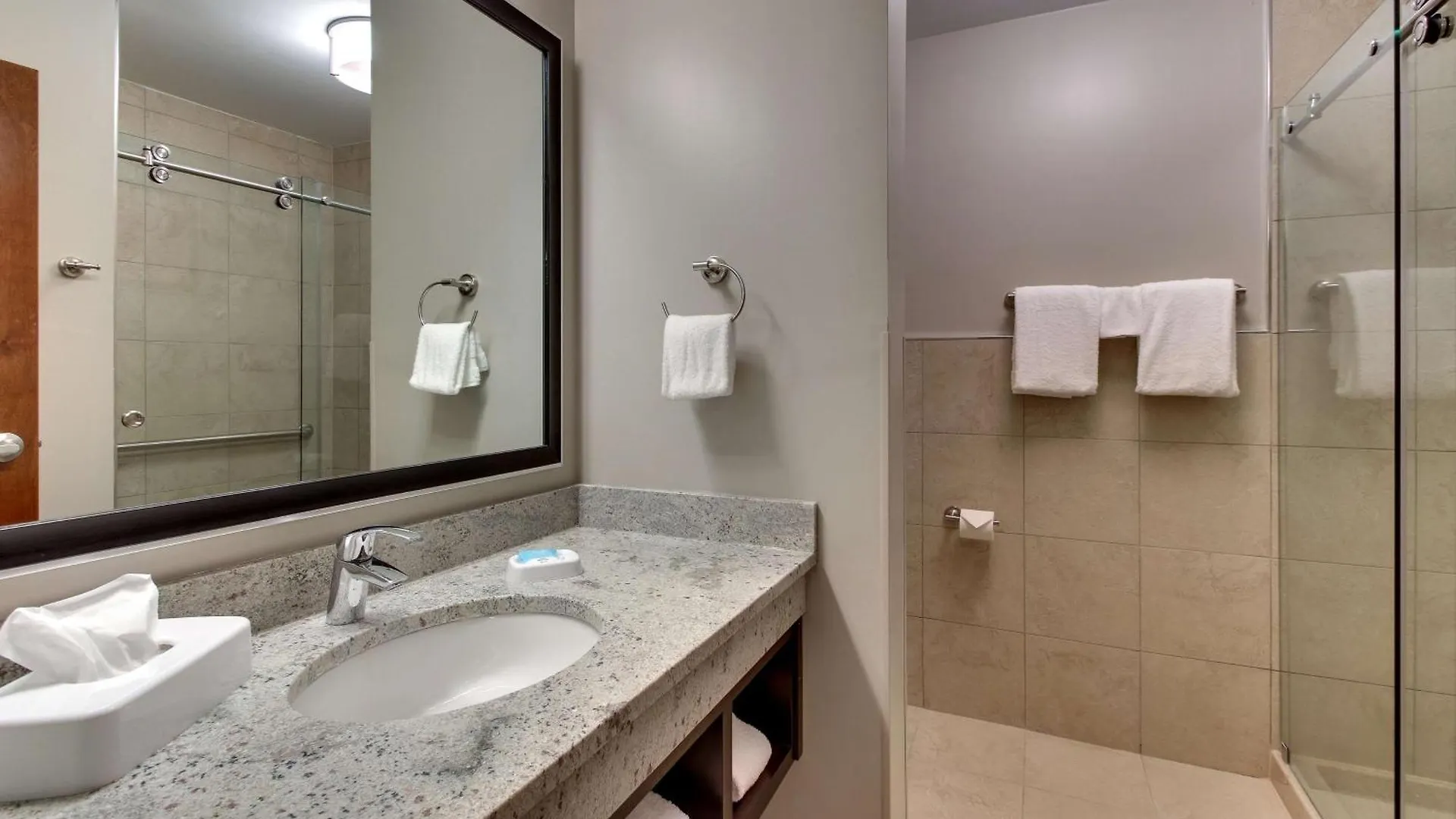 *** Hotel Drury Inn & Suites Columbus Polaris United States