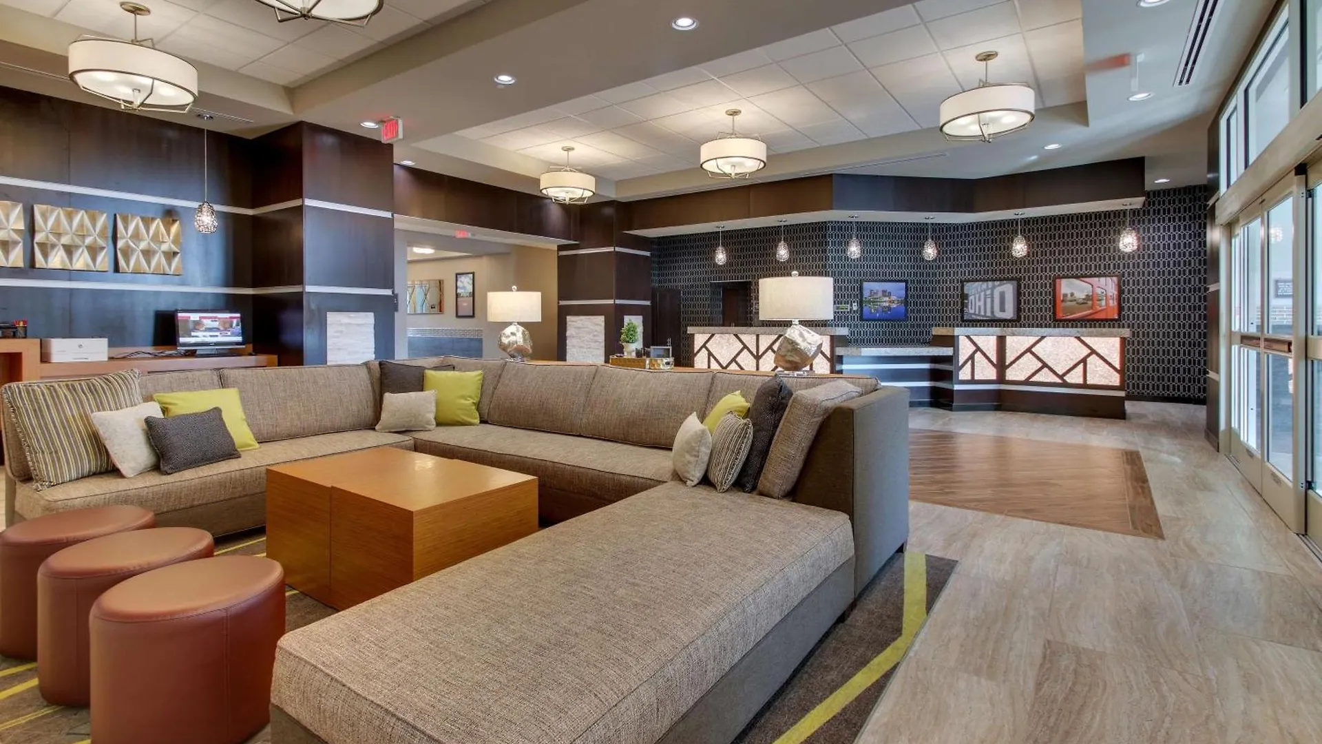 Hotel Drury Inn & Suites Columbus Polaris