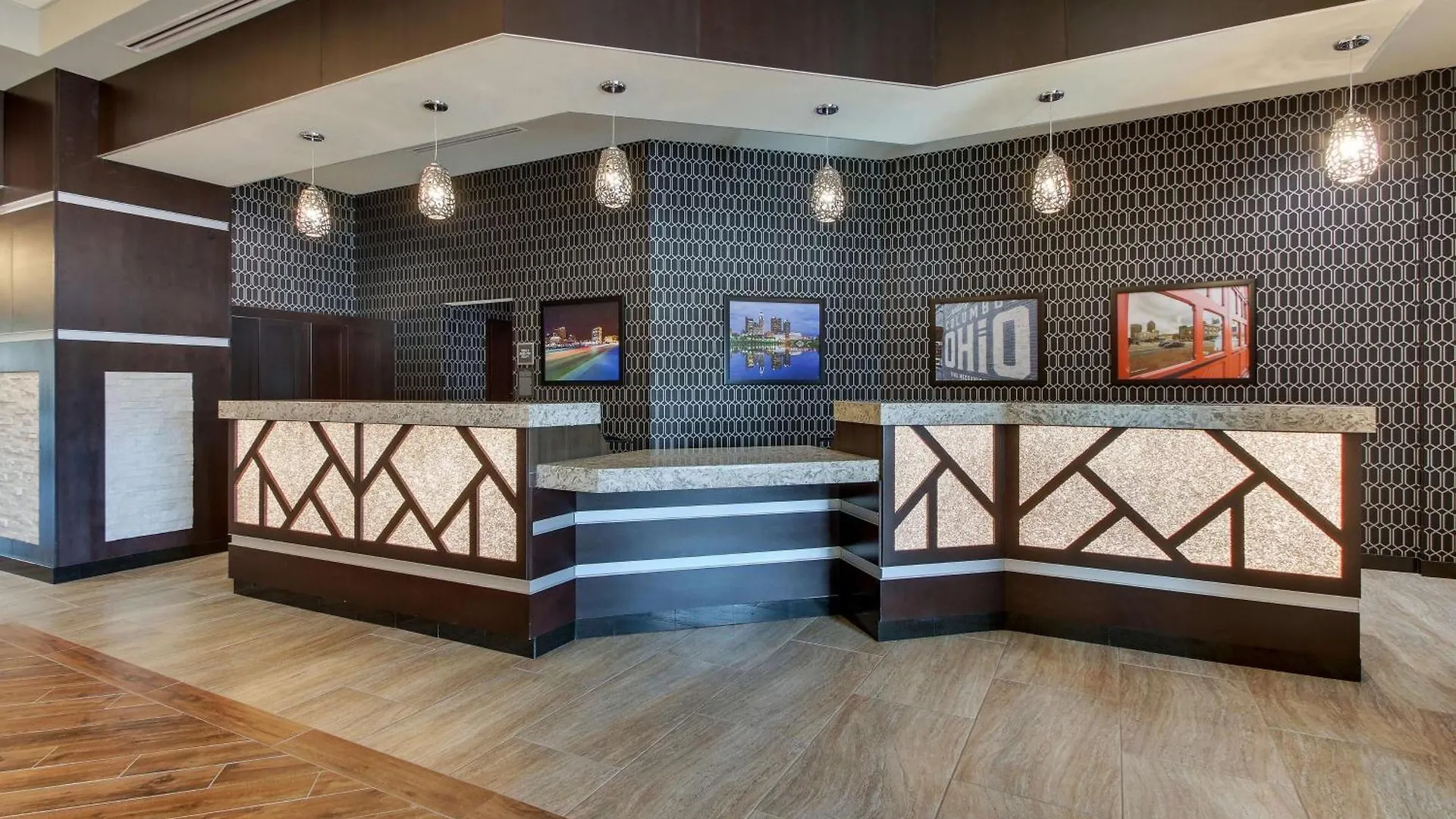 Drury Inn & Suites Columbus Polaris Hotel